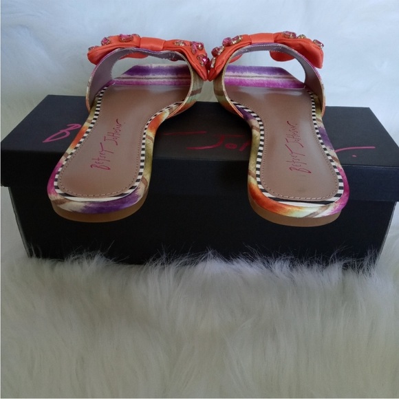 Betsey Johnson Daisyy- R Bow Slide Flat Sandal Women's Size 7.5 M NIB - Picture 4 of 4